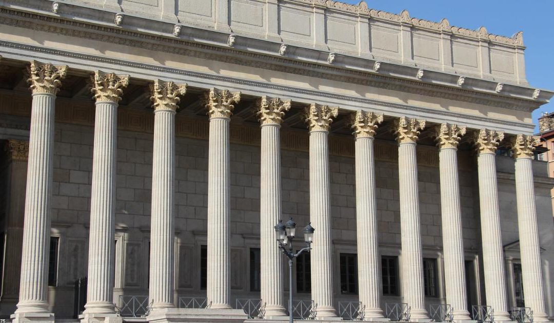 El eslabón perdido de la Justicia: Cómo contactar con los 9.300 Procuradores que mueven los juzgados de España